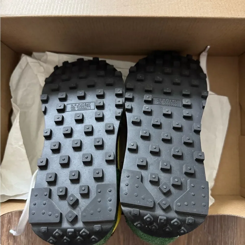 Nike Daybreak Obsidian Dynamic Yellow Green and Yellow Sneakers